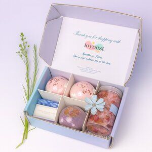 Joynest Lavender Dreams Bath Spa Gift Set – 3 Scented Bath Bombs, Lavender Soap